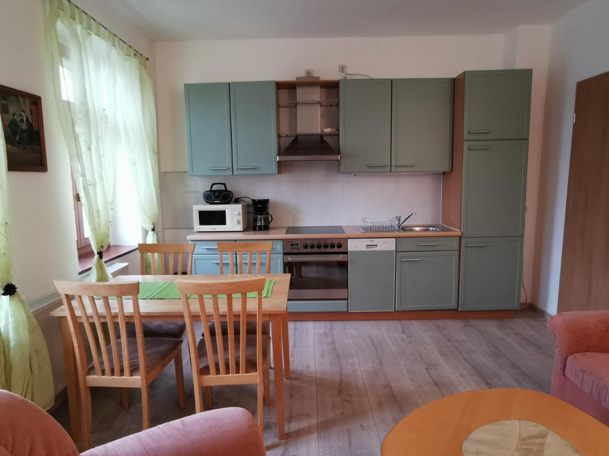 Ferienwohnung "Zur Kleinbahn" Zittau Esterno foto